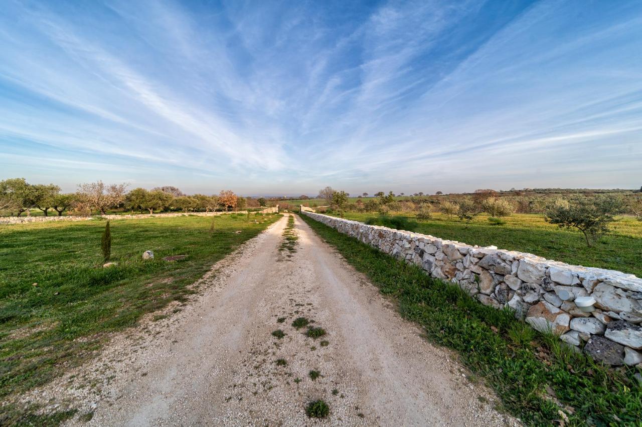 Agriturismo Tenuta Del Grillaio Акуавива-делле-Фонти Экстерьер фото